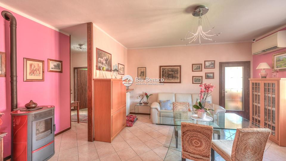 Four-room apartment for sale in Toscolano