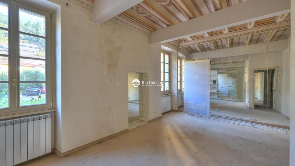 Delightful one-bedroom apartment for sale in Toscolano