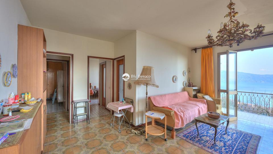 Detached villa for sale in Cabiana