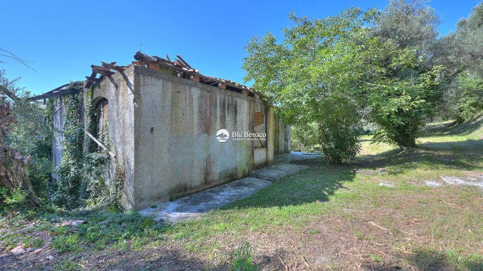 Proprietà indipendente con stupenda vista lago