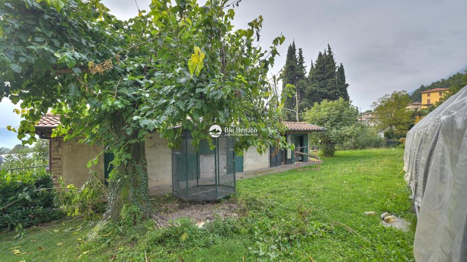 Villa mit herrlichem Seeblick in Liano