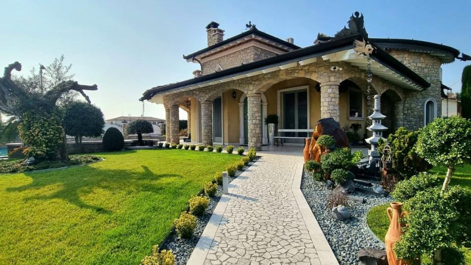 Villa Lucia for sale