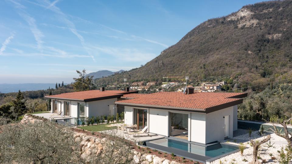 Villa con meravigliosa vista lago a Montemaderno