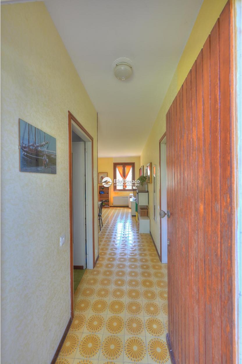 Three-room apartment for sale in Toscolano