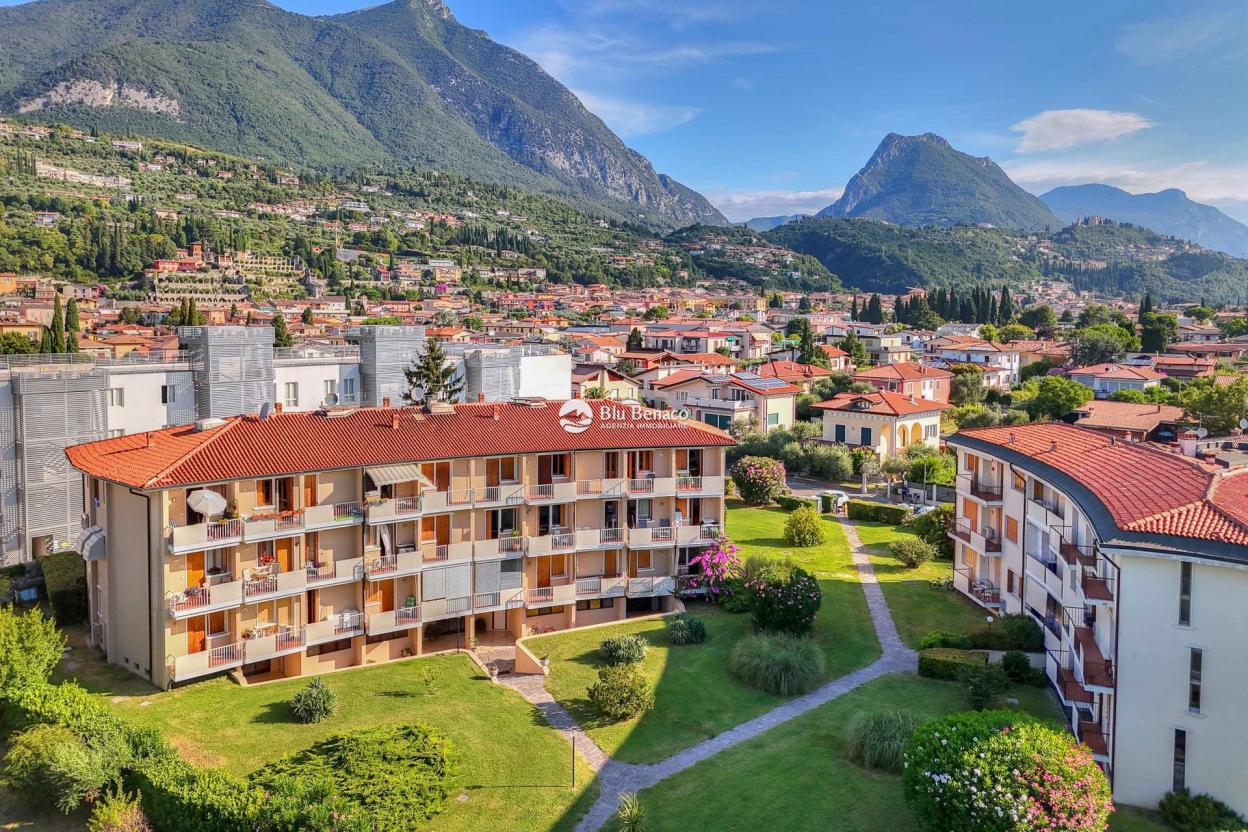 Drei-Zimmer-Wohnung am See zu verkaufen in Maderno