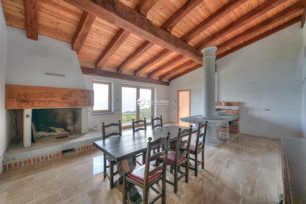 Unmissable property for sale in Toscolano