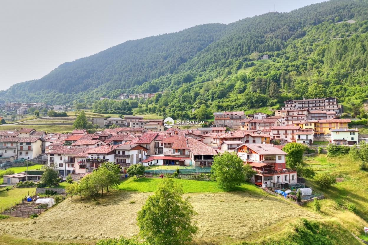 Proprietà in vendita a Capovalle